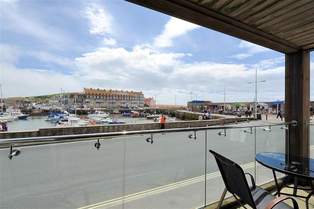 Harbour View Διαμέρισμα West Bay Εξωτερικό φωτογραφία